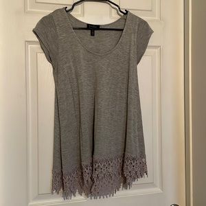 Gray Jessica Simpson top